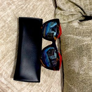 Matthew Williamson glasses catNo.3